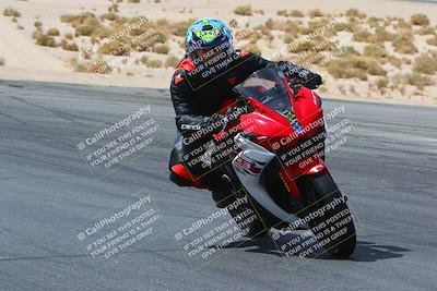 media/Mar-25-2022-Apex Assassins (Fri) [[6895ac7503]]/Trackday Level 2/Session 4/Turn 12/
